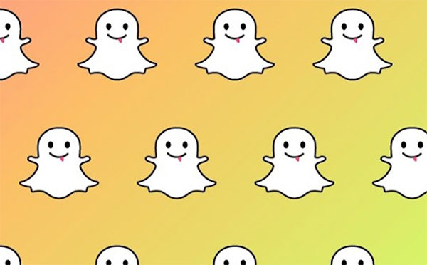 Yo是一款因为过于简单而出名的奇怪应用，但是却大受欢迎。现在，Yo的开发团队想要再创造出一款热门应用，这一次他们杠上了Snapchat。 